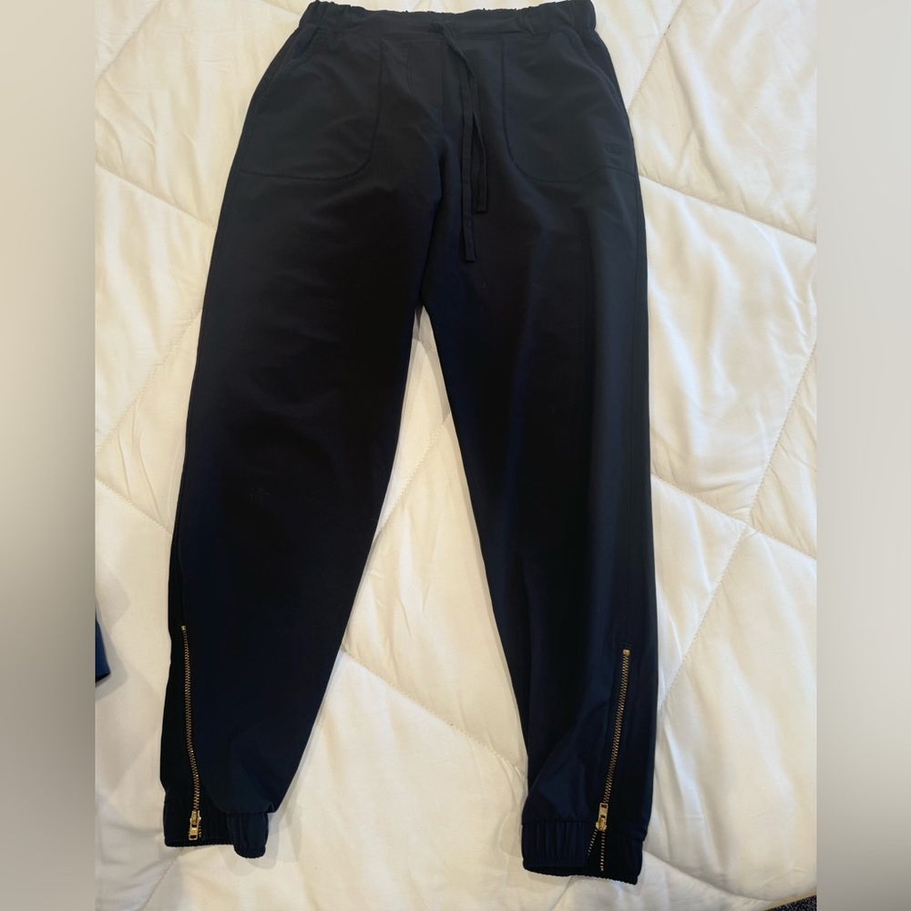 Albion fit jettsetter joggers in BLACK size XS